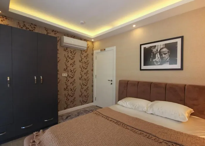 Metropolitan Art Apartment *