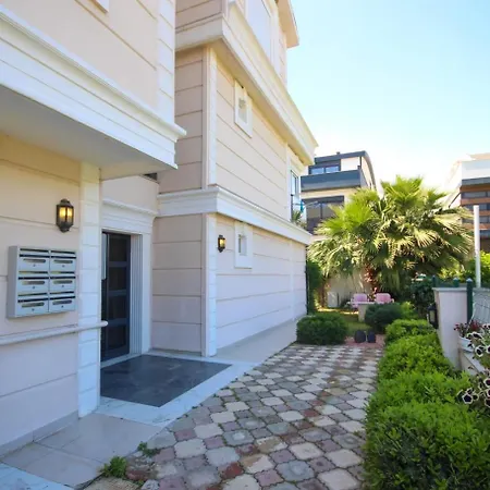 Metropolitan Art Апартаменты