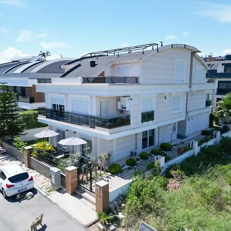 Metropolitan Art Апартаменты Altinkum (Antalya)