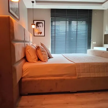 Апартаменты Metropolitan Art *