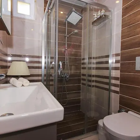 Metropolitan Art 公寓