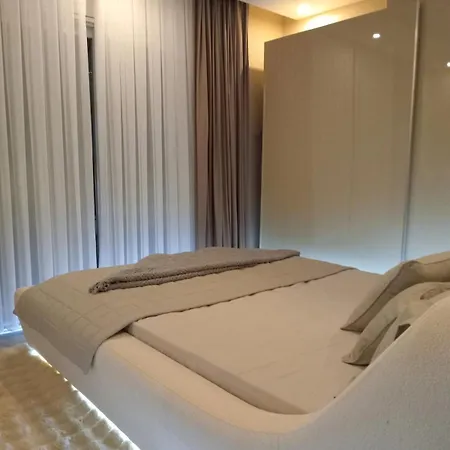 Metropolitan Art Appartement *