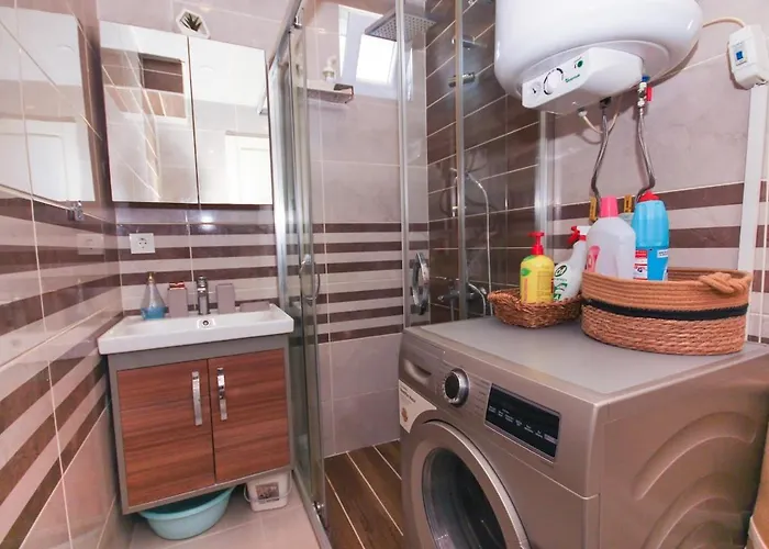 Metropolitan Art 아파트